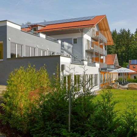 Wellnesshotel Deine Auszeit, Adults Only Achslach Exterior photo