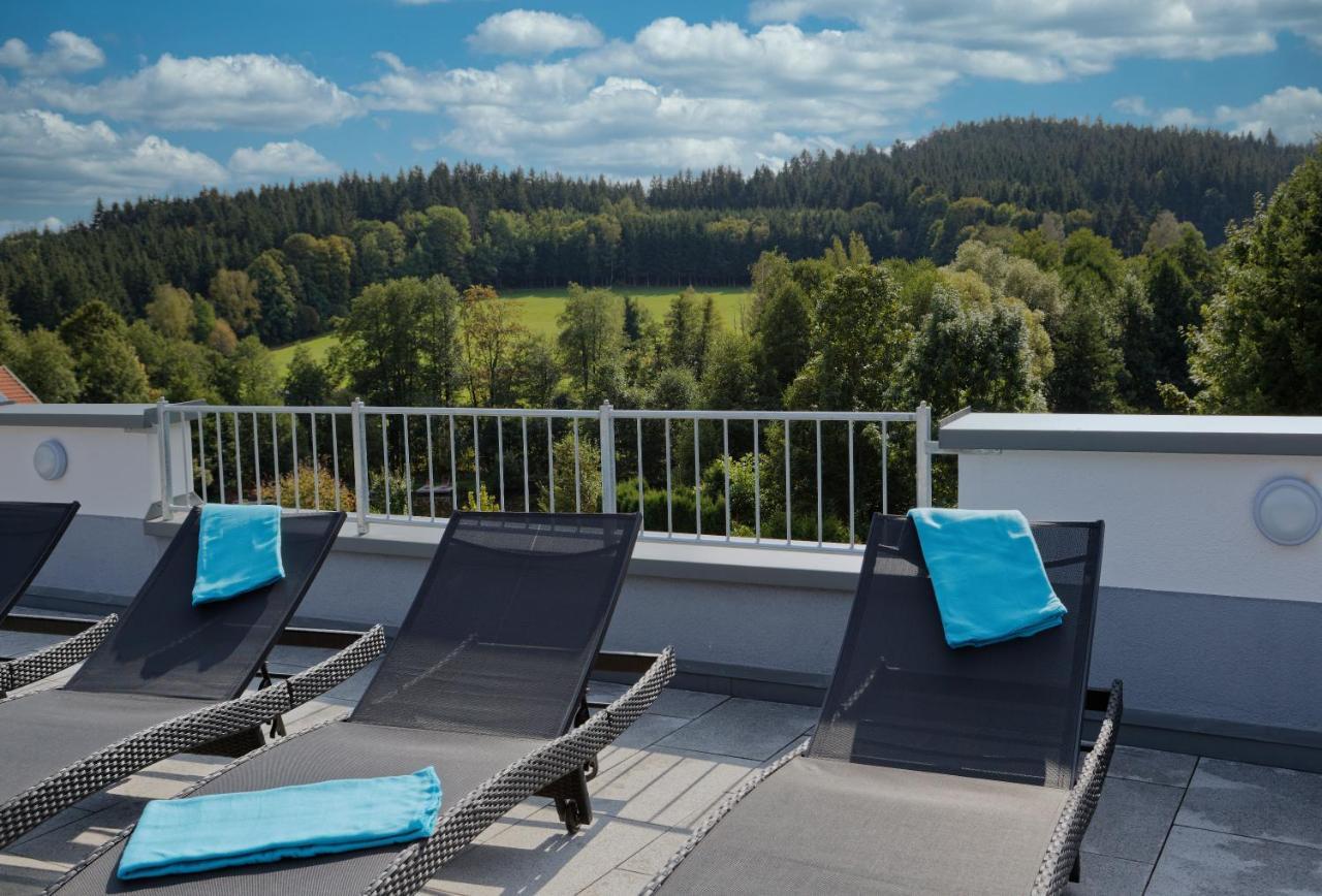 Wellnesshotel Deine Auszeit, Adults Only Achslach Exterior photo