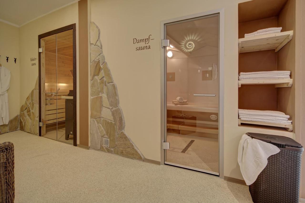 Wellnesshotel Deine Auszeit, Adults Only Achslach Exterior photo