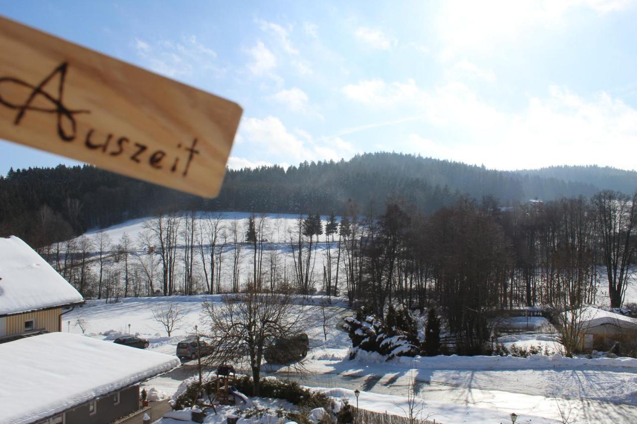 Wellnesshotel Deine Auszeit, Adults Only Achslach Exterior photo